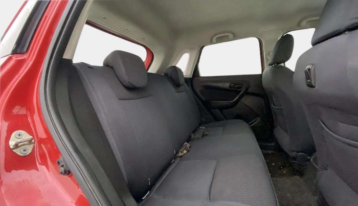 2020 Maruti Vitara Brezza VXI, Petrol, Manual, 99,199 km, Right Side Rear Door Cabin