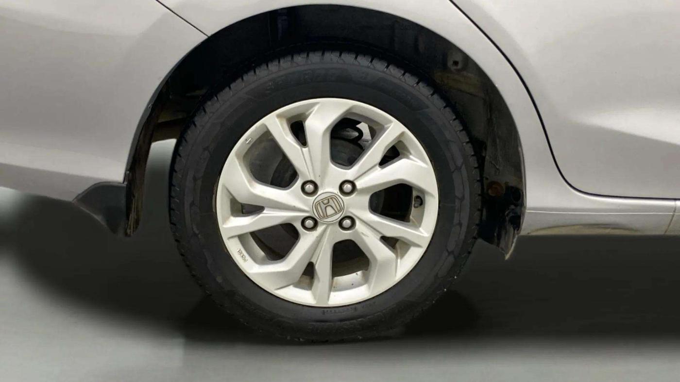 2020 Honda Amaze 1.2L I-VTEC VX CVT, Petrol, Automatic, 60,047 km, Right Rear Wheel