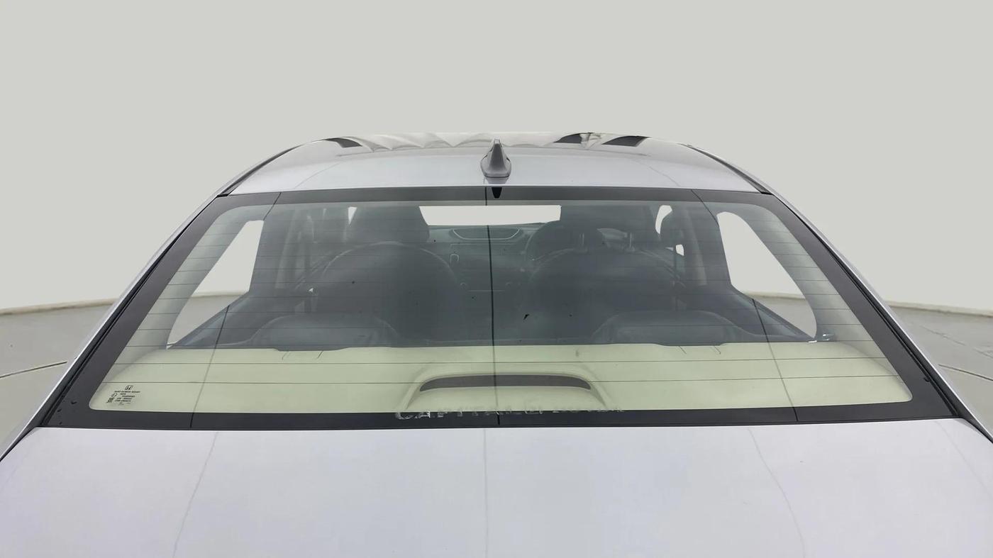 2020 Honda Amaze 1.2L I-VTEC VX CVT, Petrol, Automatic, 60,047 km, Rear Windshield