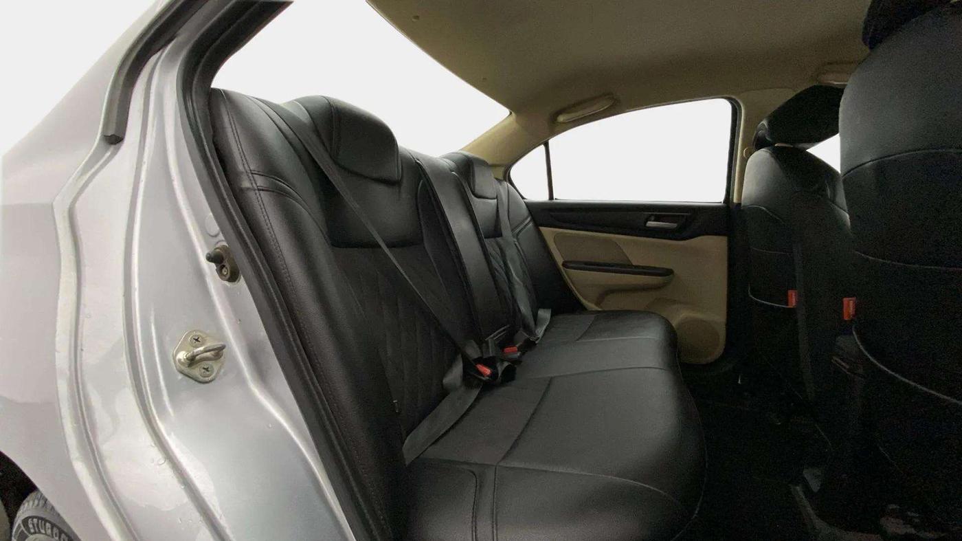 2020 Honda Amaze 1.2L I-VTEC VX CVT, Petrol, Automatic, 60,047 km, Right Side Rear Door Cabin