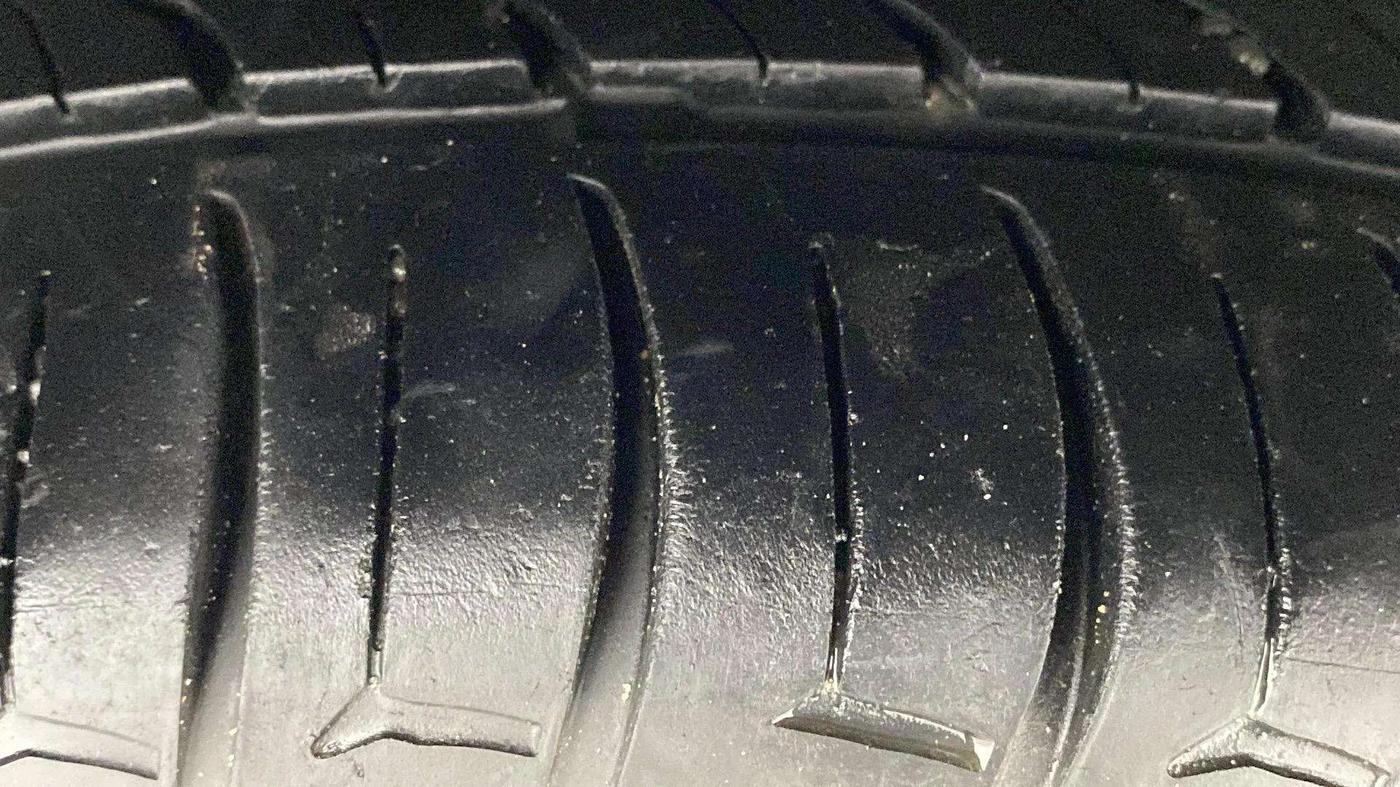 2020 Honda Amaze 1.2L I-VTEC VX CVT, Petrol, Automatic, 60,047 km, Right Rear Tyre Tread
