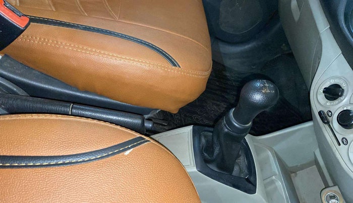 2018 Maruti Alto K10 LXI CNG (AIRBAG), CNG, Manual, 66,841 km, Gear Lever