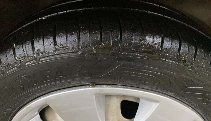 2018 Maruti Alto K10 LXI CNG (AIRBAG), CNG, Manual, 66,841 km, Right Front Tyre Tread