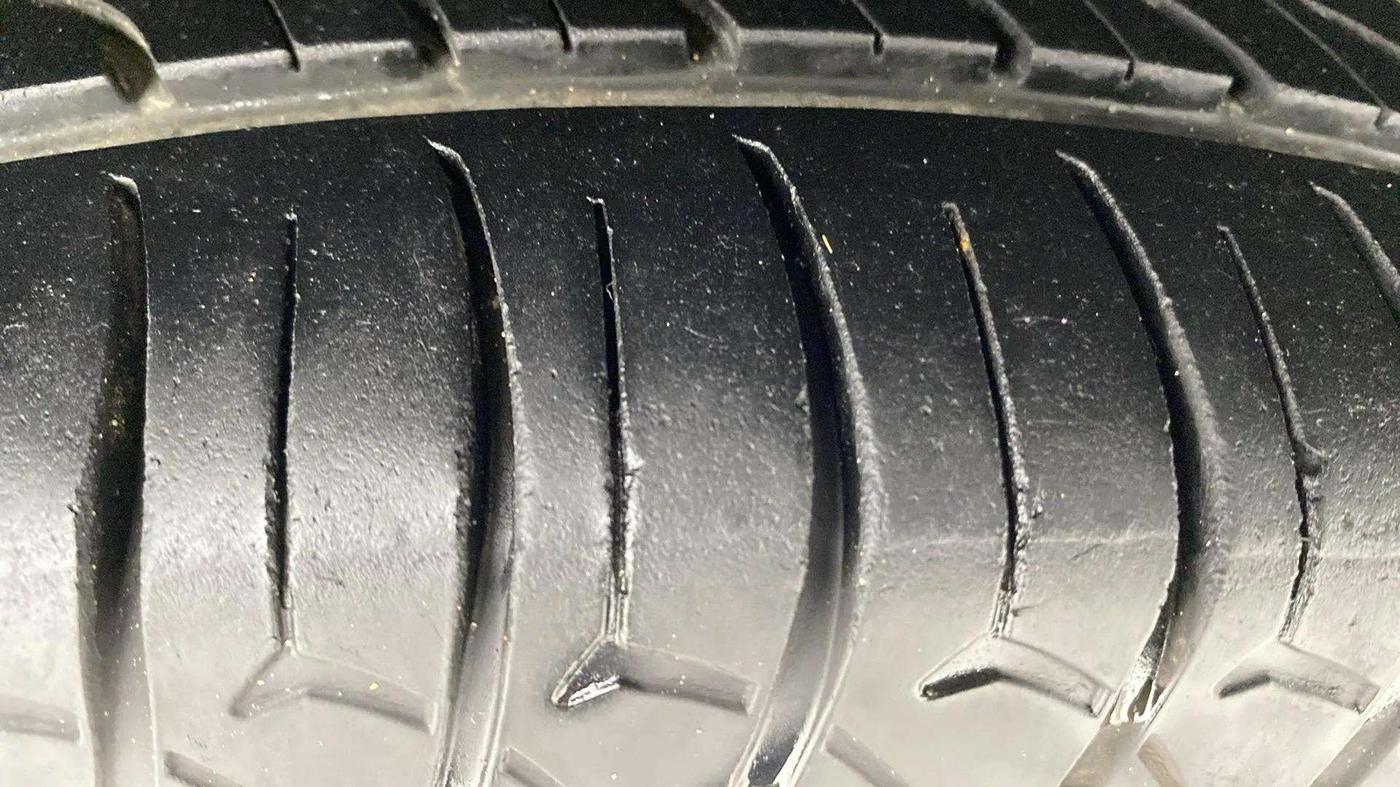 2018 Honda Amaze 1.5L I-DTEC S, Diesel, Manual, 59,357 km, Right Front Tyre Tread