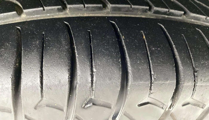 2018 Honda Amaze 1.5L I-DTEC S, Diesel, Manual, 59,300 km, Right Front Tyre Tread