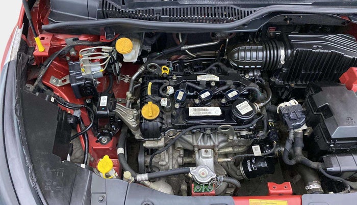 2022 Tata ALTROZ XE PLUS PETROL, Petrol, Manual, 27,622 km, Engine View - Right