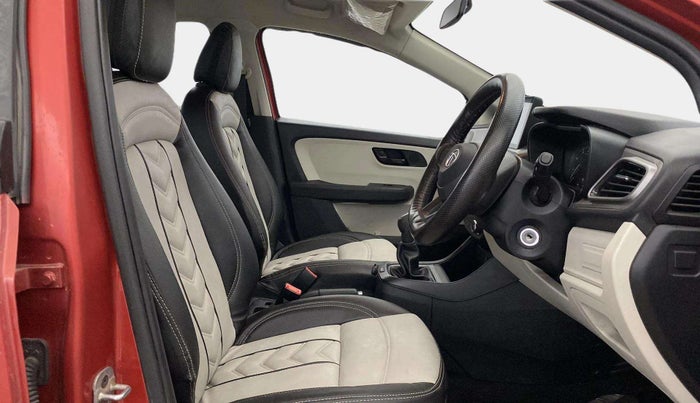 2022 Tata ALTROZ XE PLUS PETROL, Petrol, Manual, 27,622 km, Right Side Front Door Cabin