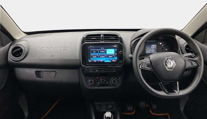 2024 Renault Kwid RXT 1.0, Petrol, Manual, 584 km, Dashboard