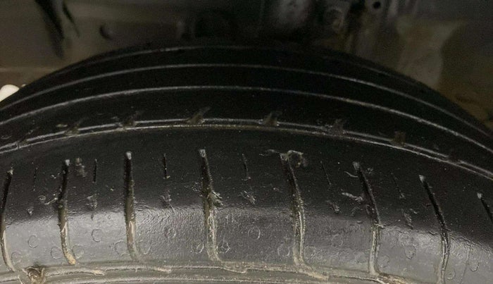 2017 Ford Ecosport TREND 1.5L PETROL, Petrol, Manual, 45,172 km, Left Front Tyre Tread