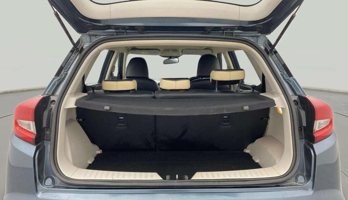 2019 Mahindra XUV300 W8 1.5 DIESEL, Diesel, Manual, 55,261 km, Boot Open Zoomed View