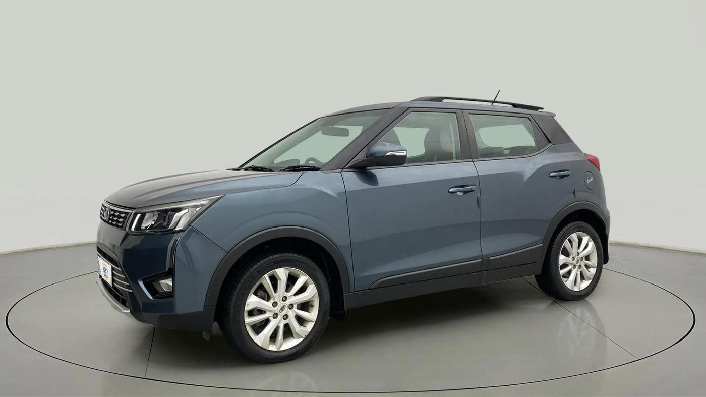 2019 Mahindra XUV300 W8 1.5 DIESEL, Diesel, Manual, 55,349 km, Left Front Diagonal