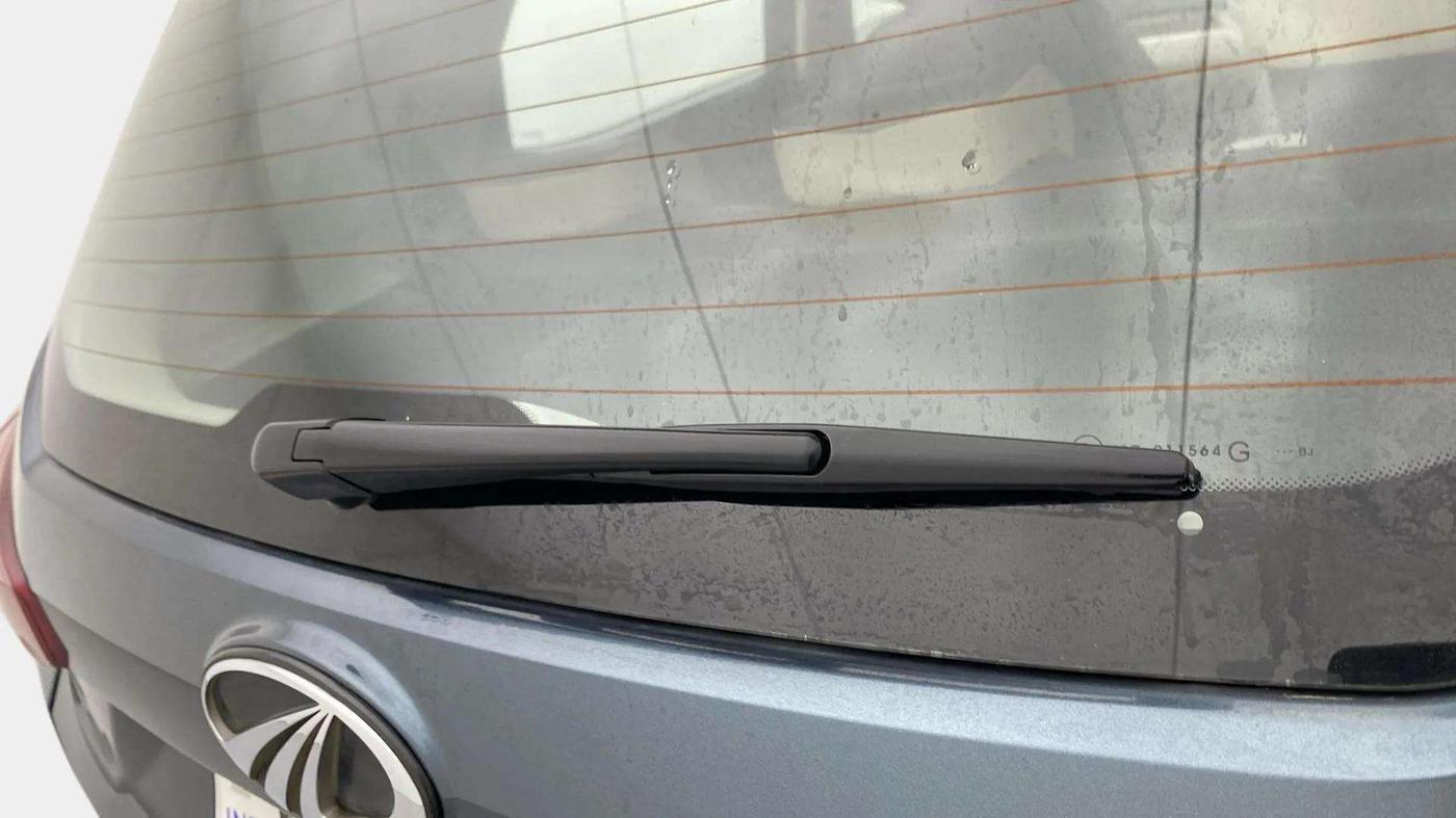 2019 Mahindra XUV300 W8 1.5 DIESEL, Diesel, Manual, 55,349 km, Rear Wiper