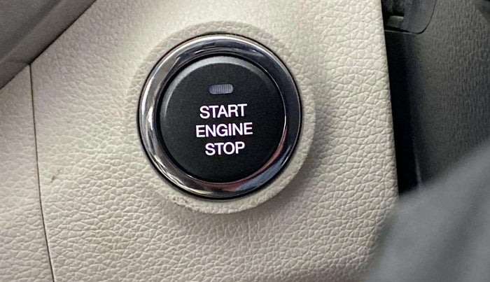 2019 Mahindra XUV300 W8 1.5 DIESEL, Diesel, Manual, 55,261 km, Keyless Start/ Stop Button