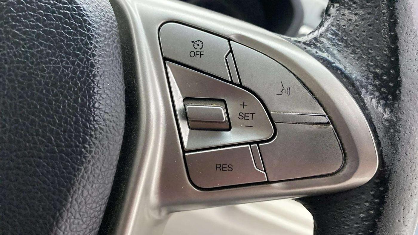 2019 Mahindra XUV300 W8 1.5 DIESEL, Diesel, Manual, 55,349 km, Adaptive Cruise Control