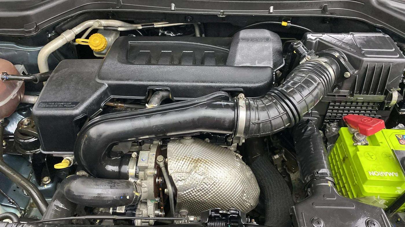 2019 Mahindra XUV300 W8 1.5 DIESEL, Diesel, Manual, 55,349 km, Engine View