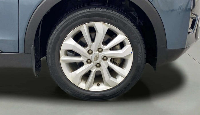 2019 Mahindra XUV300 W8 1.5 DIESEL, Diesel, Manual, 55,261 km, Right Front Wheel
