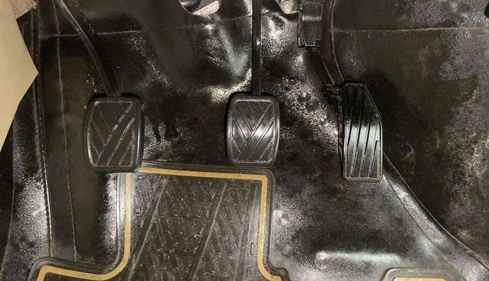 2019 Maruti Dzire VXI, Petrol, Manual, 57,315 km, Pedals