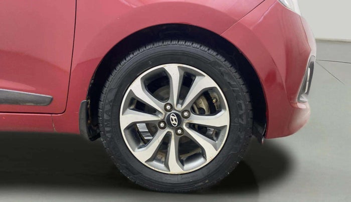 2015 Hyundai Xcent SX AT 1.2 (O), Petrol, Automatic, 47,193 km, Right Front Wheel
