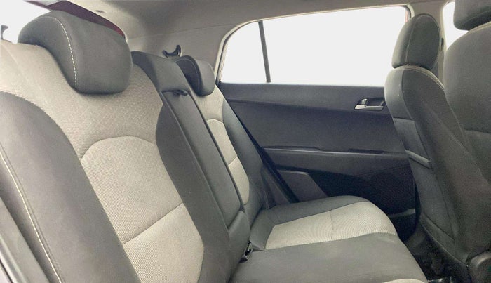 2016 Hyundai Creta SX PLUS 1.6 PETROL, Petrol, Manual, 56,515 km, Right Side Rear Door Cabin