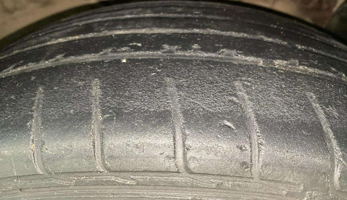 2016 Hyundai Creta SX PLUS 1.6 PETROL, Petrol, Manual, 56,515 km, Right Front Tyre Tread