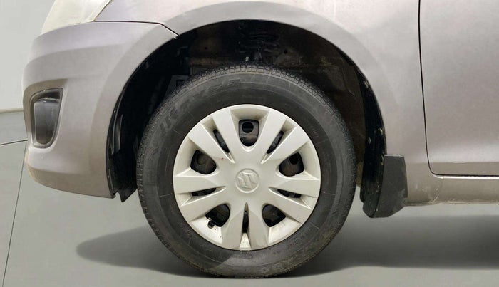 2015 Maruti Swift Dzire VXI, Petrol, Manual, 28,745 km, Left Front Wheel