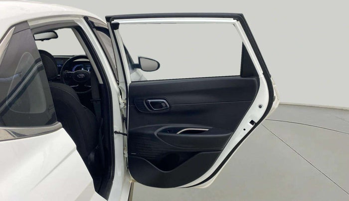 2023 Hyundai NEW I20 ASTA (O) 1.2 MT DUAL TONE, Petrol, Manual, 33,902 km, RHS Rear Door