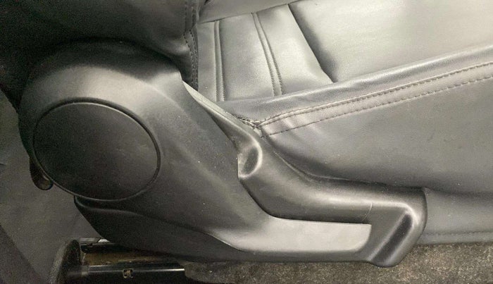 2019 Maruti Baleno DELTA PETROL 1.2, Petrol, Manual, 47,019 km, Driver Side Adjustment Panel
