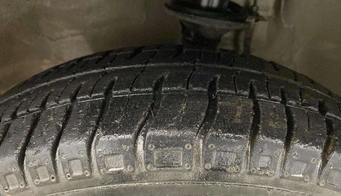 2016 Maruti Alto 800 LXI, Petrol, Manual, 9,045 km, Left Front Tyre Tread