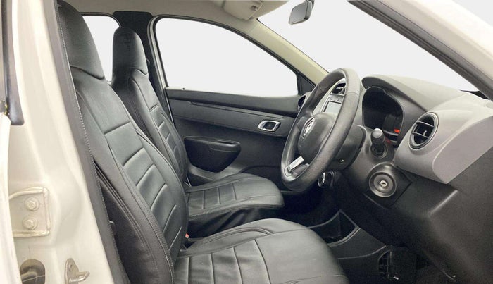 2018 Renault Kwid RXT 1.0 AMT (O), Petrol, Automatic, 29,519 km, Right Side Front Door Cabin