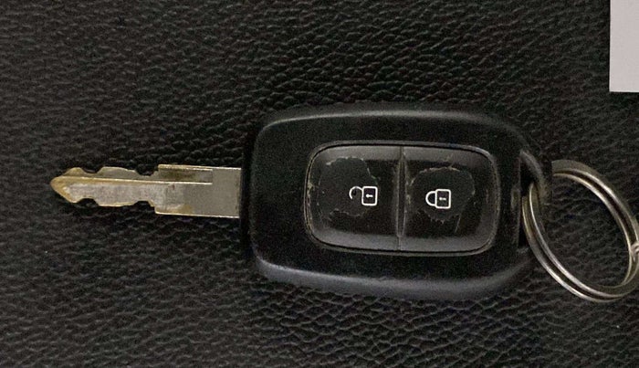 2018 Renault Kwid RXT 1.0 AMT (O), Petrol, Automatic, 29,519 km, Key Close Up