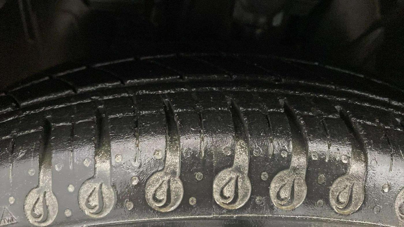 2021 Datsun Redi Go A, Petrol, Manual, 27,827 km, Left Front Tyre Tread