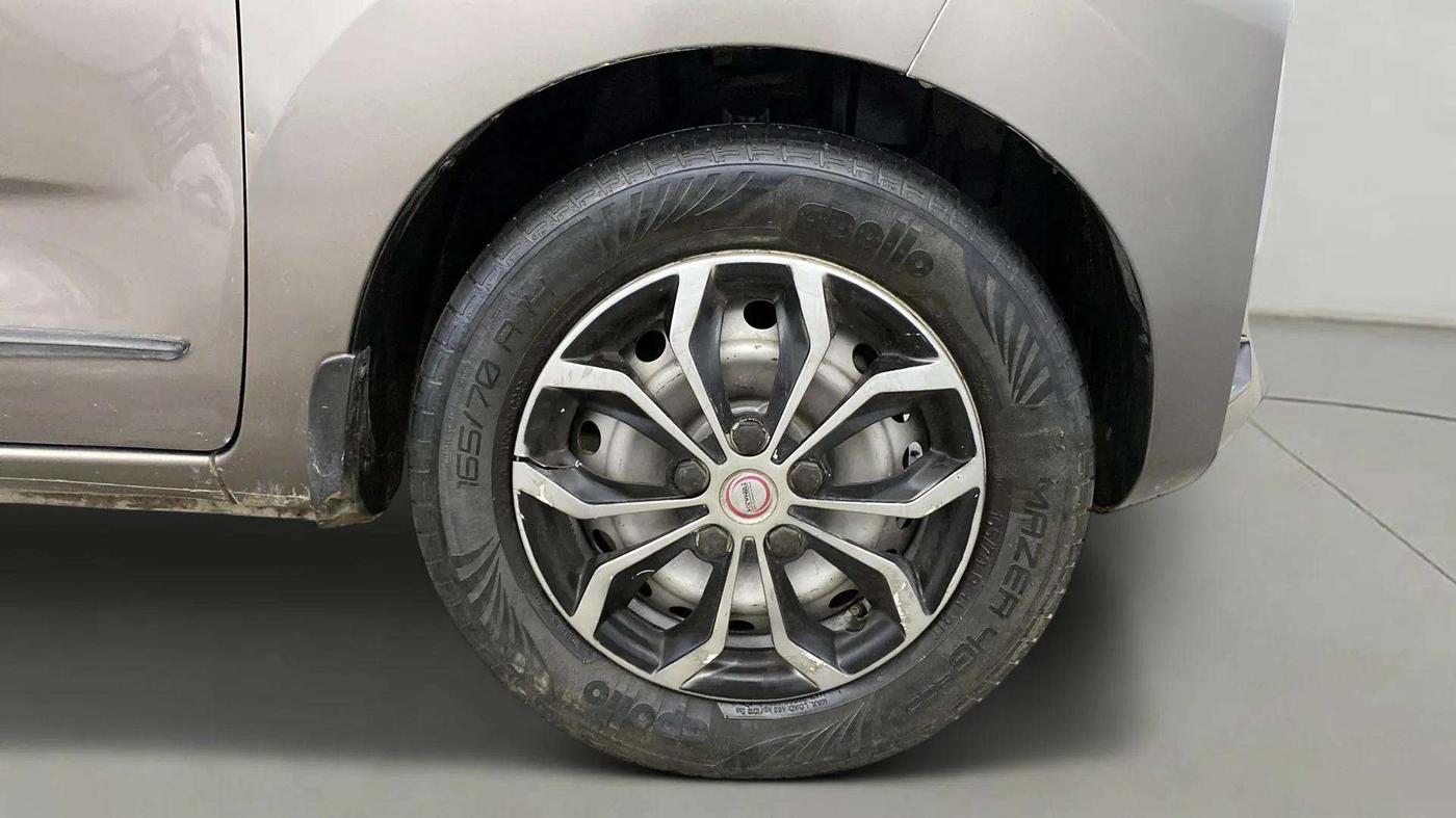 2021 Datsun Redi Go A, Petrol, Manual, 27,827 km, Right Front Wheel