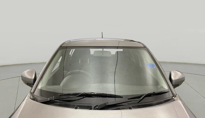 2014 Maruti Swift LXI, CNG, Manual, 96,892 km, Front Windshield