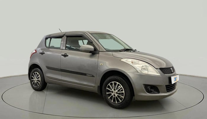 2014 Maruti Swift LXI, CNG, Manual, 96,892 km, Right Front Diagonal
