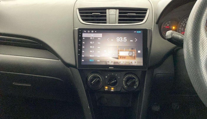 2014 Maruti Swift LXI, CNG, Manual, 96,892 km, Air Conditioner