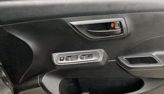 2014 Maruti Swift LXI, CNG, Manual, 96,892 km, Driver Side Door Panels Control