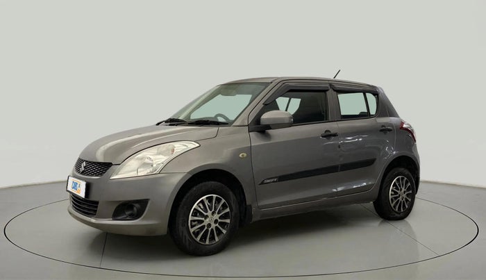 2014 Maruti Swift LXI, CNG, Manual, 96,892 km, Left Front Diagonal