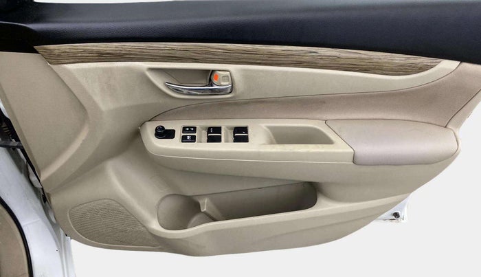 2019 Maruti Ciaz SIGMA 1.5 SHVS MT  PETROL, Petrol, Manual, 31,186 km, Driver Side Door Panels Control