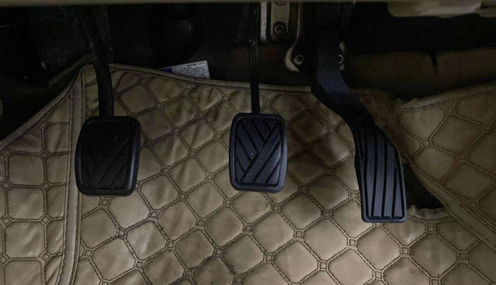 2019 Maruti Ciaz SIGMA 1.5 SHVS MT  PETROL, Petrol, Manual, 31,186 km, Pedals