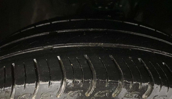 2023 Maruti IGNIS ZETA 1.2, Petrol, Manual, 15,194 km, Right Front Tyre Tread