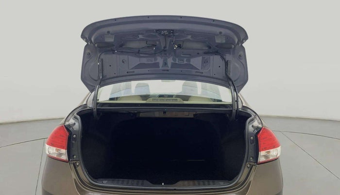 2017 Maruti Ciaz VXI+, Petrol, Manual, 52,871 km, Boot Door Open