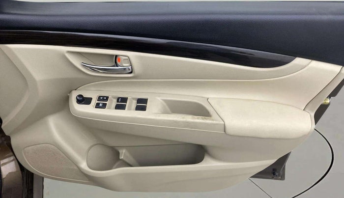 2017 Maruti Ciaz VXI+, Petrol, Manual, 52,871 km, Driver Side Door Panels Control