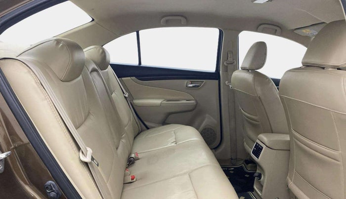 2017 Maruti Ciaz VXI+, Petrol, Manual, 52,871 km, Right Side Rear Door Cabin
