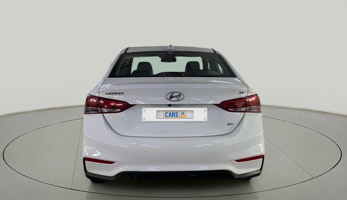 2018 Hyundai Verna 1.6 VTVT SX, Petrol, Manual, 12,248 km, Back/Rear