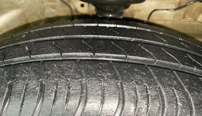 2020 Maruti S PRESSO VXI+, Petrol, Manual, 23,092 km, Right Front Tyre Tread