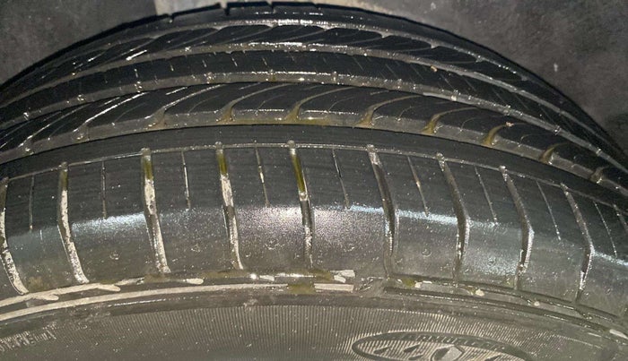 2013 Ford Ecosport TITANIUM 1.5L DIESEL (OPT), Diesel, Manual, 79,506 km, Right Rear Tyre Tread