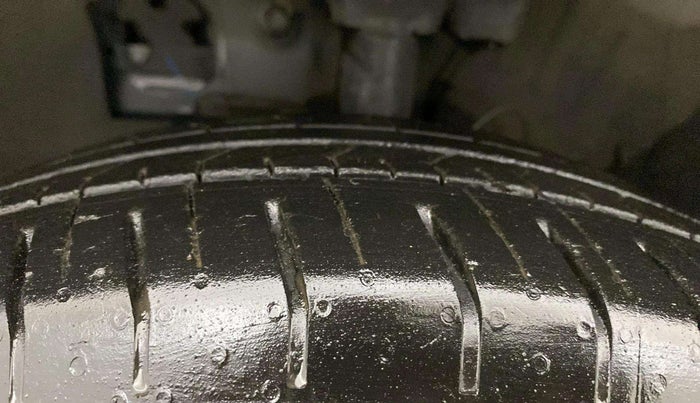 2022 Hyundai VENUE S 1.2, Petrol, Manual, 5,747 km, Left Front Tyre Tread