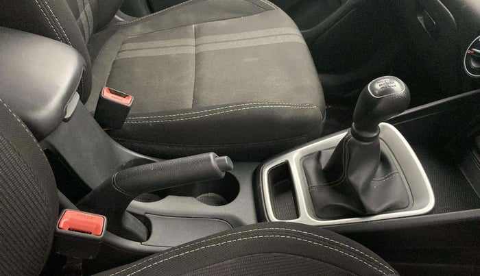 2022 Hyundai VENUE S 1.2, Petrol, Manual, 5,747 km, Gear Lever