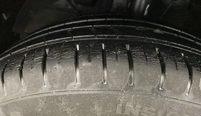 2018 Maruti Baleno ZETA PETROL 1.2, Petrol, Manual, 45,622 km, Left Front Tyre Tread