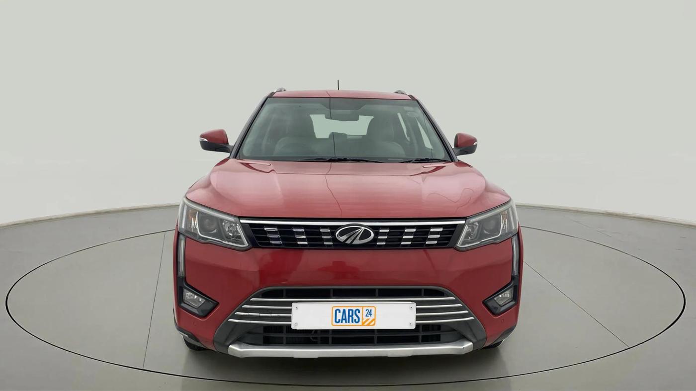2021 Mahindra XUV300 W8 (O) 1.5 DIESEL, Diesel, Manual, 72,354 km, Front